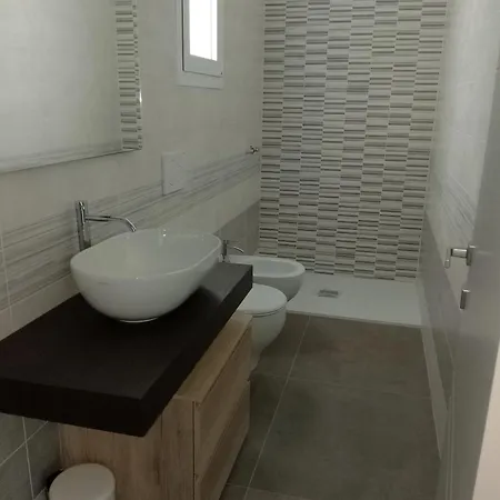 Bed and Breakfast Paradise 4*