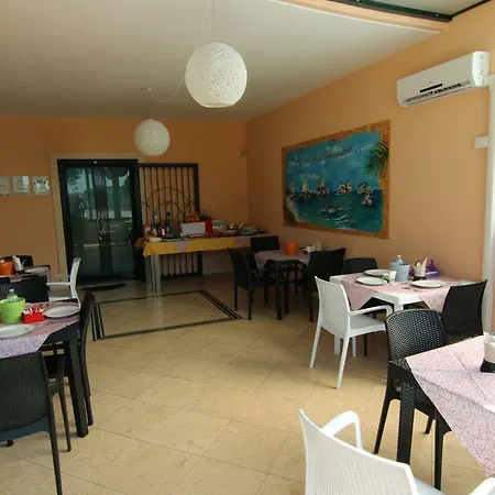 Bed and Breakfast Paradise