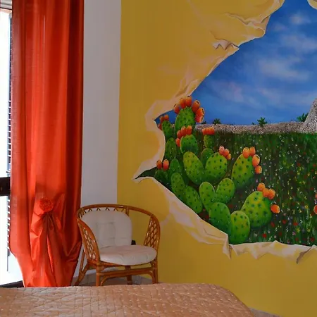 Paradise 4*