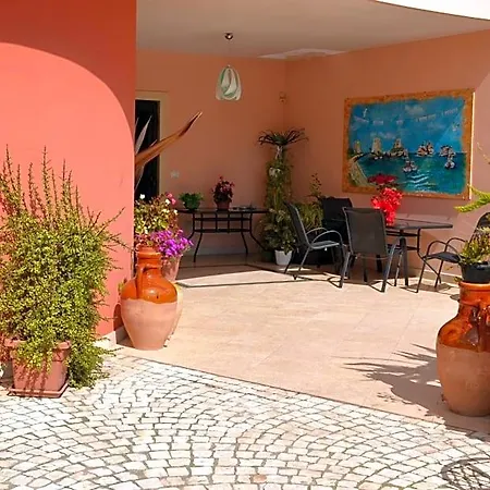 فندق مبيت وإفطار Paradise ميليندونيو