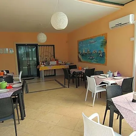 Paradise فندق مبيت وإفطار ميليندونيو