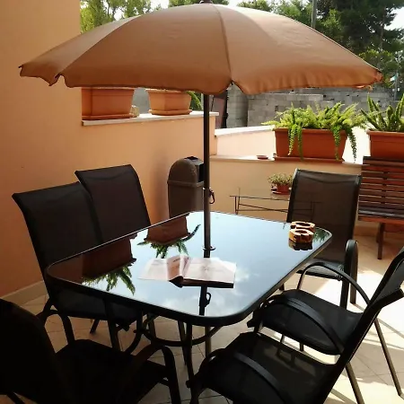 Bed & Breakfast Paradise